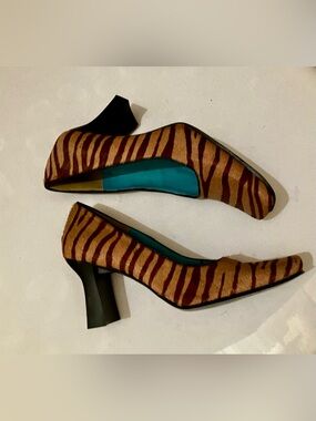Nine West Brown Zebra-Print Block Heel Pumps with Teal Interior size 6M